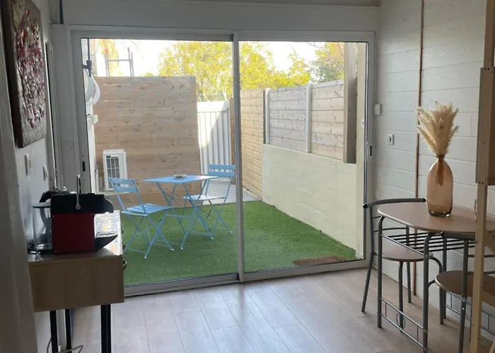 La Parenthèse De Victoire Aigues-Mortes